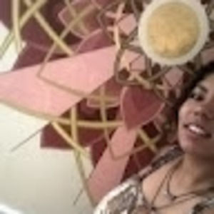 Meet your Posher, Allia